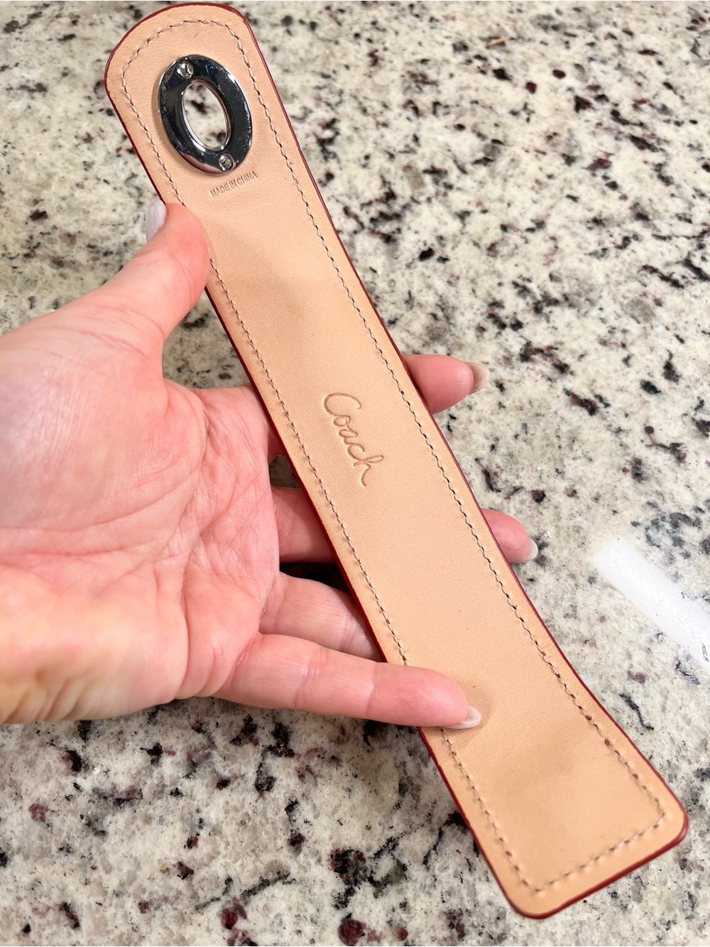 Coach Vintage Pink Leather Cuff Bracelet with Turn Lock EUC - Picture 8 of 10